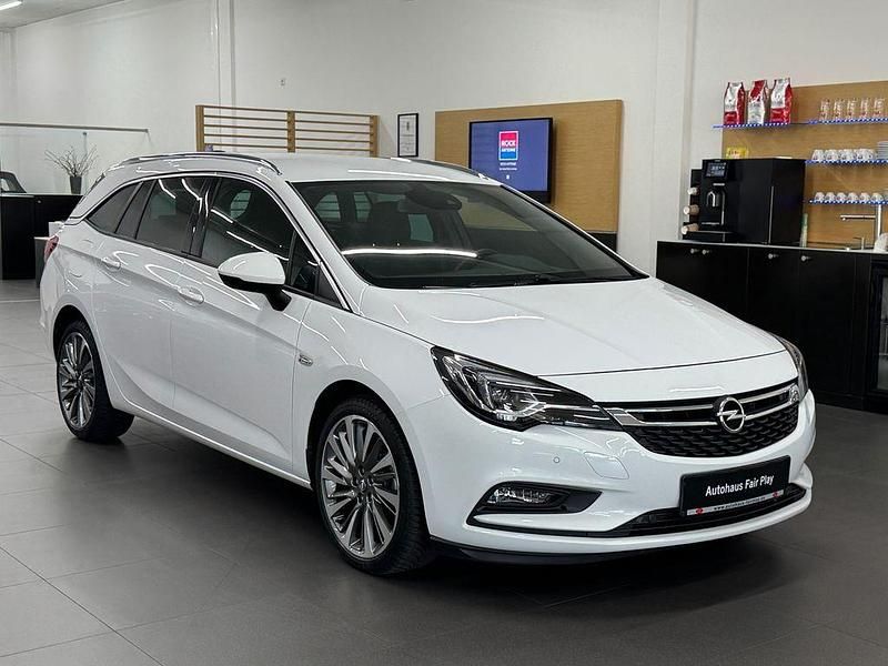 Gebraucht Opel Astra Dynamic 150 PS (110 kW) 2016 Weiß Kombi