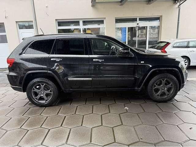 Gebraucht Jeep Grand Cherokee Overland 241 PS (177 kW) 2011 Brilliant black SUV