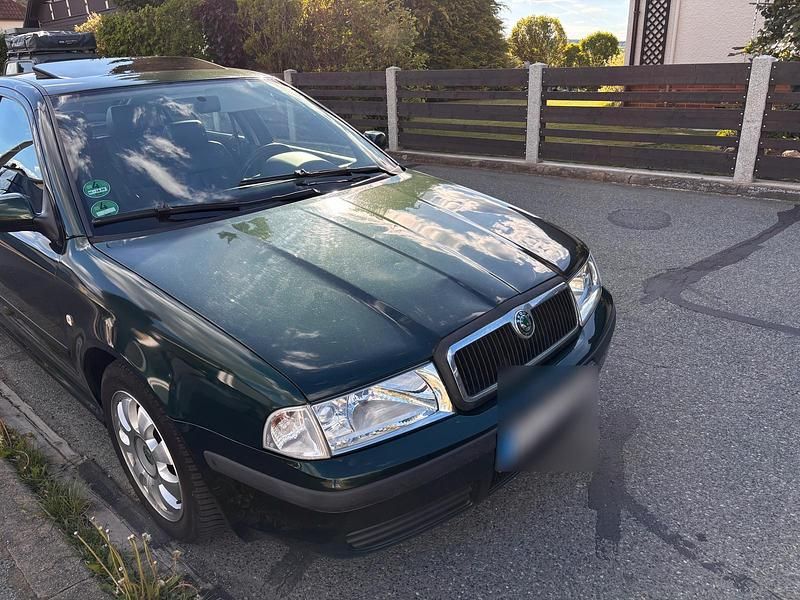 Gebraucht Skoda Octavia 102 PS (75 kW) 2001 Grün Limousine