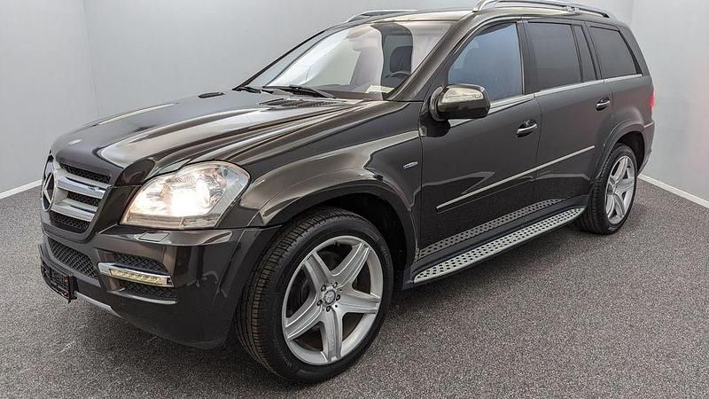 Braun Gebraucht 2010 Mercedes GL350 AMG line SUV | 19.999 € (Fairer Preis) - Bild 1/4