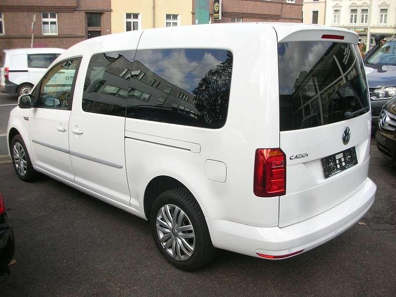 Gebraucht VW Caddy Maxi 102 PS (75 kW) 2018 Candyweiß Van / Kleinbus
