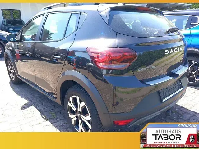 Gebraucht Dacia Sandero Stepway 110 PS (80 kW) 2023 Schwarz metallic Kleinwagen
