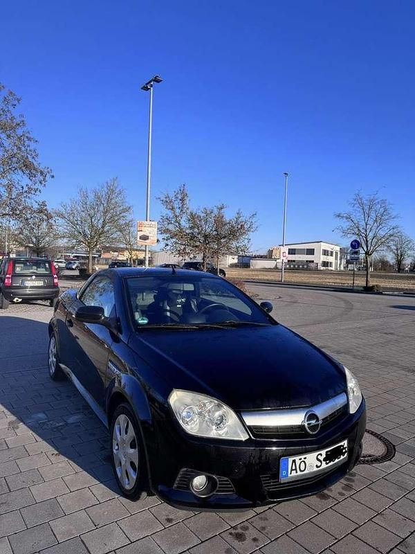 Gebraucht Opel Tigra Edition 90 PS (66 kW) 2010 Cabrio