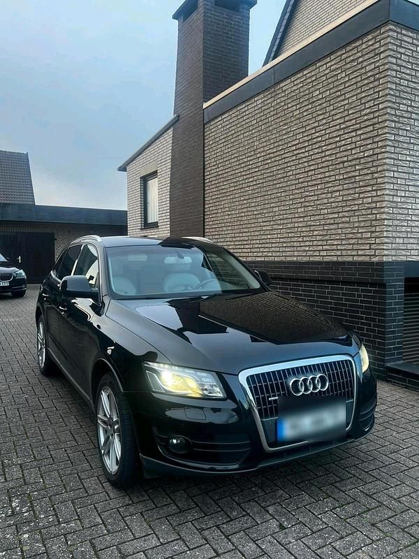 Schwarz Gebraucht 2009 Audi Q5 SUV | 8.500 € (Superpreis) - Bild 1/4