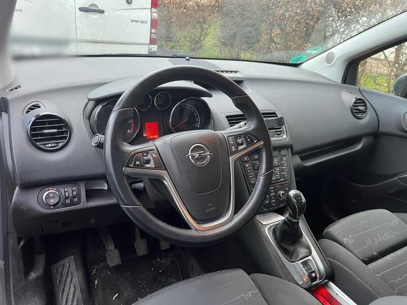 Grau Gebraucht 2011 Opel Meriva Van / Kleinbus | 2.500 € (Fairer Preis) - Bild 1/4