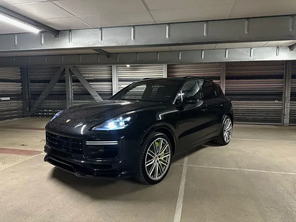 Gebraucht Porsche Cayenne Turbo S 680 PS (500 kW) 2022 Schwarz SUV
