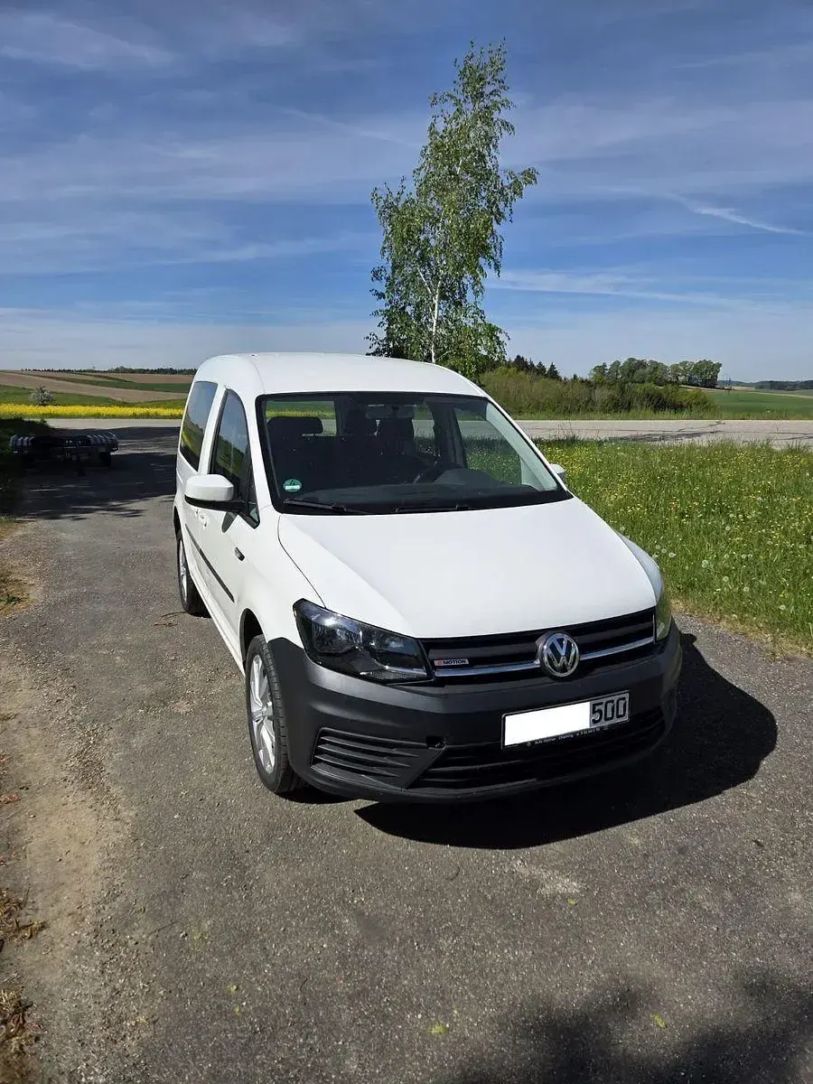 Gebraucht VW Caddy Comfortline 122 PS (89 kW) 2019 Weiß Van / Kleinbus