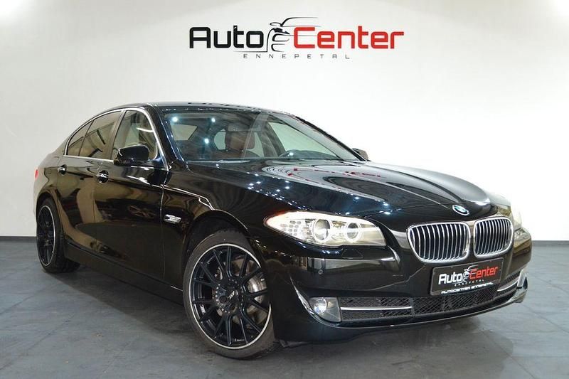Gebraucht BMW 530 Performance 272 PS (200 kW) 2013 Saphirschwarz Limousine