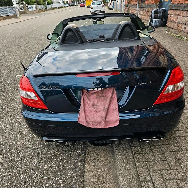 Blau Gebraucht 2005 Mercedes SLK350 AMG Cabrio | 13.500 € (Etwas zu teuer) - Bild 1/4