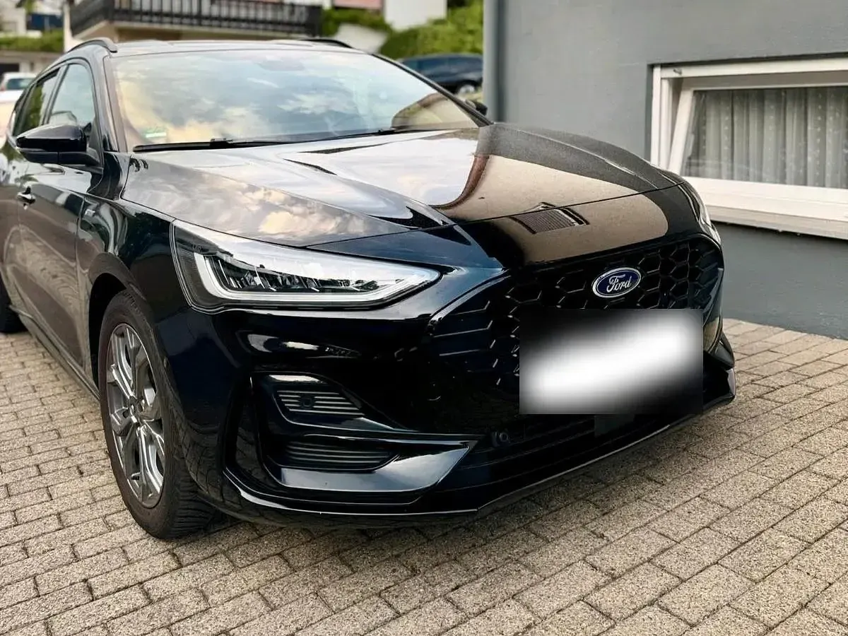Gebraucht Ford Focus ST-Line X 155 PS (114 kW) 2024 Schwarz Kombi