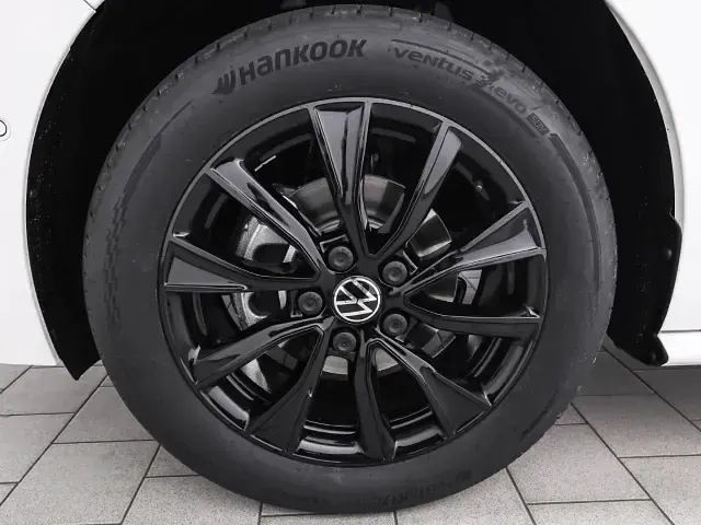 Neu VW Multivan Edition 150 PS (110 kW) 2026 Candyweiß Van / Kleinbus