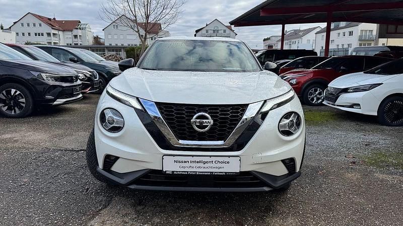 Gebraucht Nissan Juke N-Connecta 117 PS (86 kW) 2020 Weiß SUV