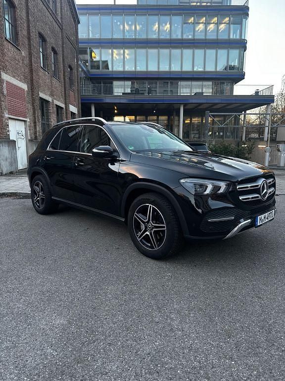 Schwarz Gebraucht 2022 Mercedes GLE300 SUV | 58.900 € (Superpreis) - Bild 1/4