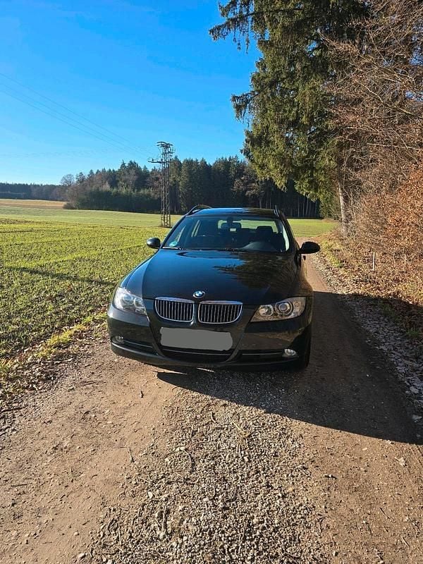 Gebraucht BMW 330 231 PS (169 kW) 2006 Schwarz Kombi