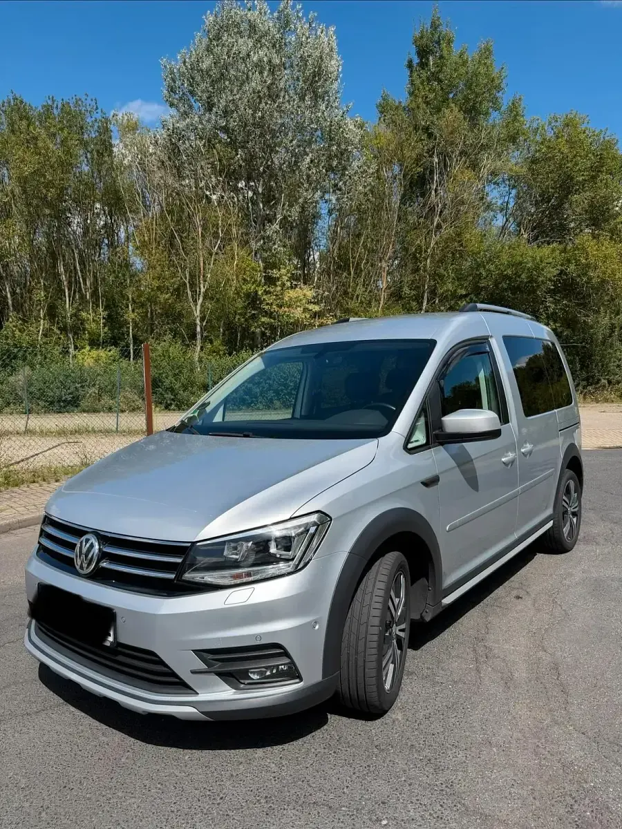 Gebraucht VW Caddy 150 PS (110 kW) 2018 Silber Van / Kleinbus
