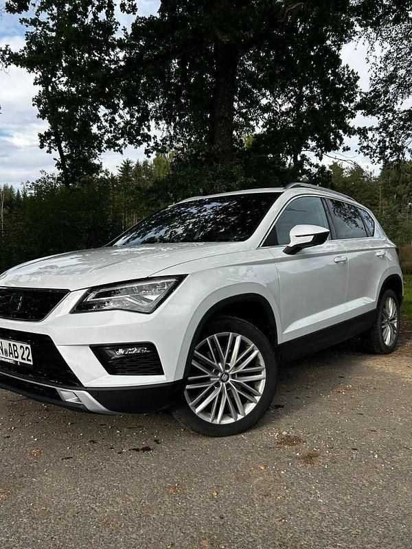 Weiß Gebraucht 2018 Seat Ateca XCELLENCE SUV | 14.999 € (Superpreis) - Bild 1/4