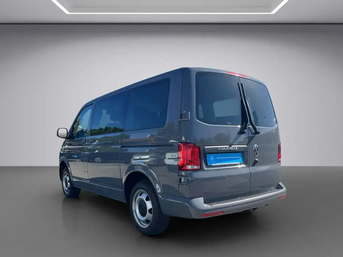 Gebraucht VW T6.1 Trendline 204 PS (150 kW) 2022 Grau Van