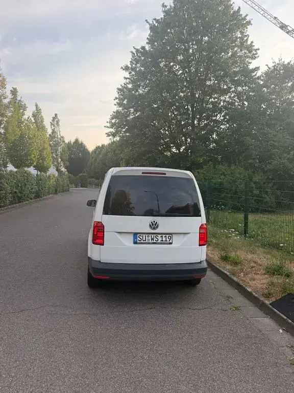Gebraucht VW Caddy Trendline 84 PS (61 kW) 2017 Weiß Van / Kleinbus