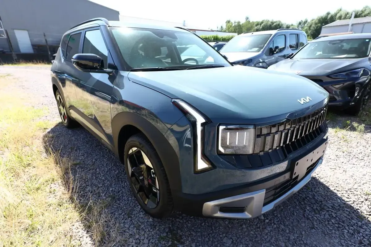 Neu Kia Seltos Spirit 179 PS (131 kW) 2026 Denim blue SUV