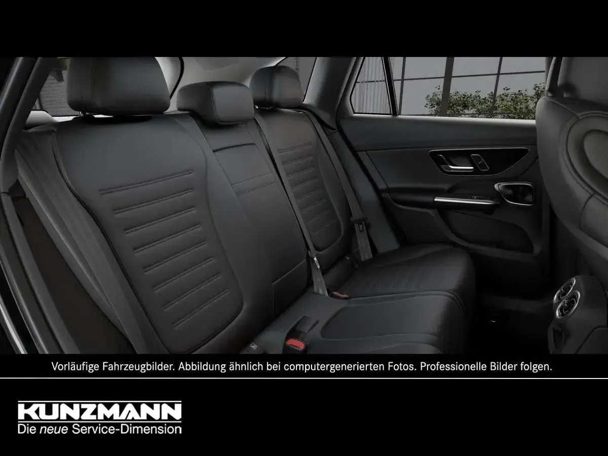 Second-hand Mercedes GLC300e AMG 197 CP (144 kW) 2025 Negru SUV