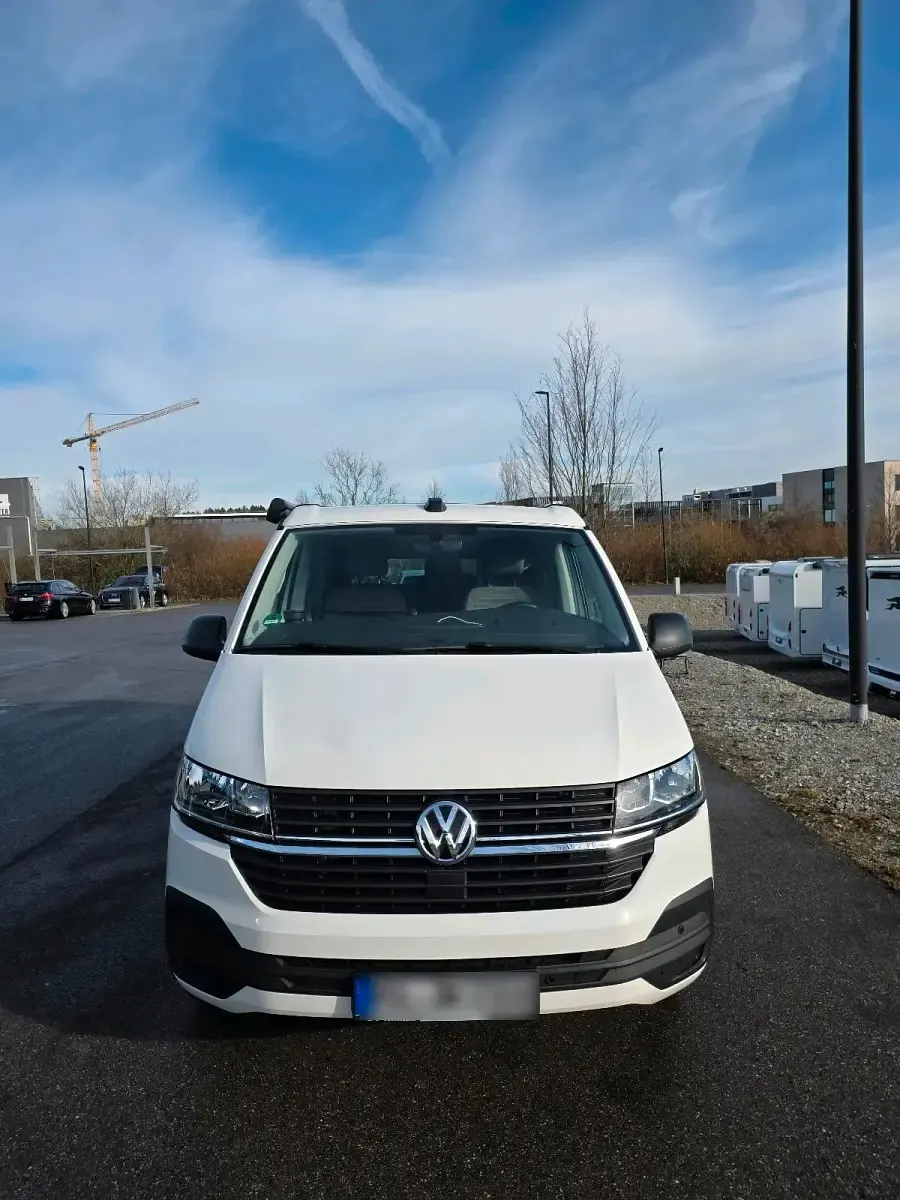 Gebraucht VW California Coast 150 PS (110 kW) 2022 Weiß Van