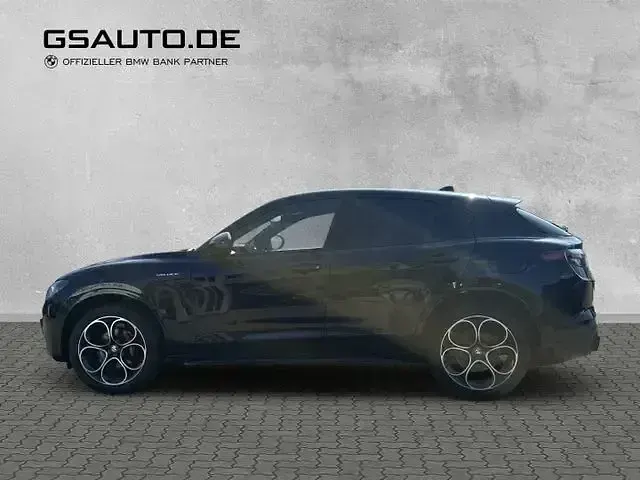 Gebraucht Alfa Romeo Stelvio Veloce 209 PS (153 kW) 2025 Schwarz SUV