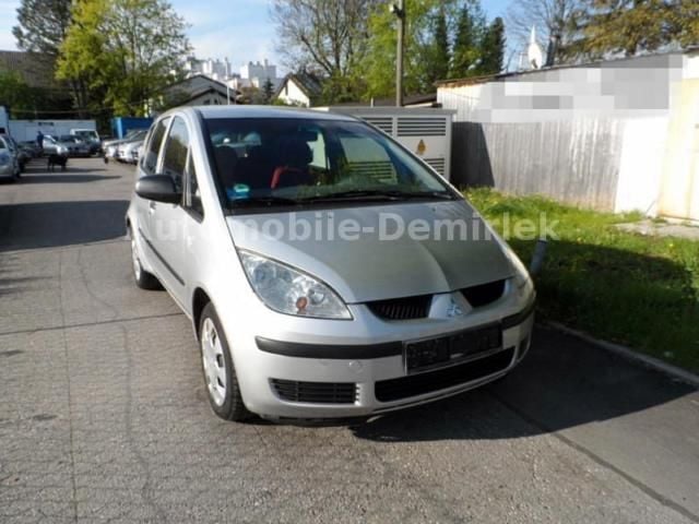 Silber metallic Gebraucht 2004 Mitsubishi Colt Limousine | 2.990 € (Teuer) - Bild 1/4