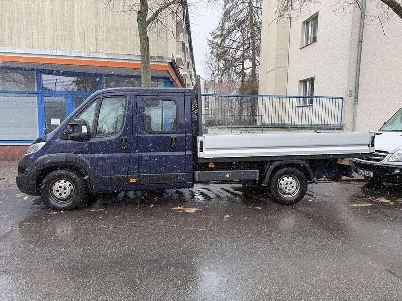 Gebraucht Citroën Jumper 140 PS (102 kW) 2020 Blau Van / Kleinbus