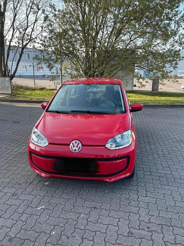 Second-hand VW up! 65 CP (47 kW) 2016 Roșu Hatchback