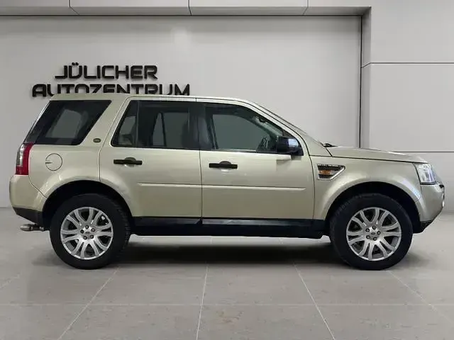 Gebraucht Land Rover Freelander 2 HSE 233 PS (171 kW) 2008 Beige SUV