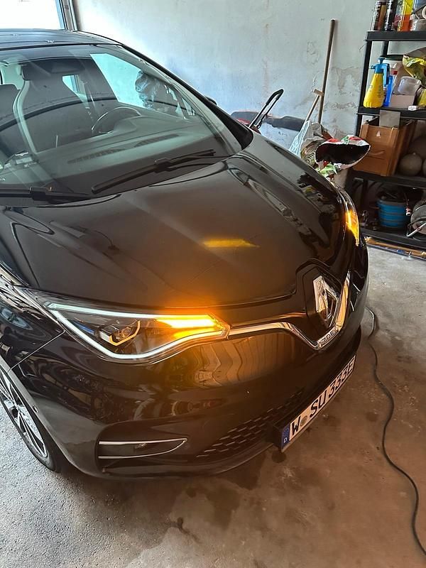 Schwarz Gebraucht 2021 Renault Zoe Intens Kleinwagen | 13.900 € (Fairer Preis) - Bild 1/4