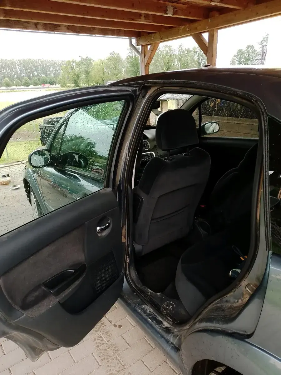 Gebraucht Citroën C3 73 PS (53 kW) 2006 Grau Limousine