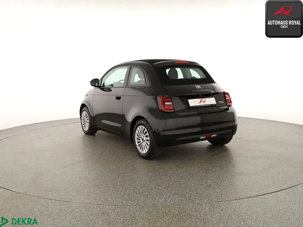 Gebraucht Fiat 500e 86 kW (118 PS) 2023 Schwarz Cabrio