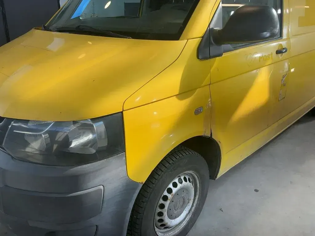 Gebraucht VW Transporter 140 PS (102 kW) 2010 Gelb/weiß Van