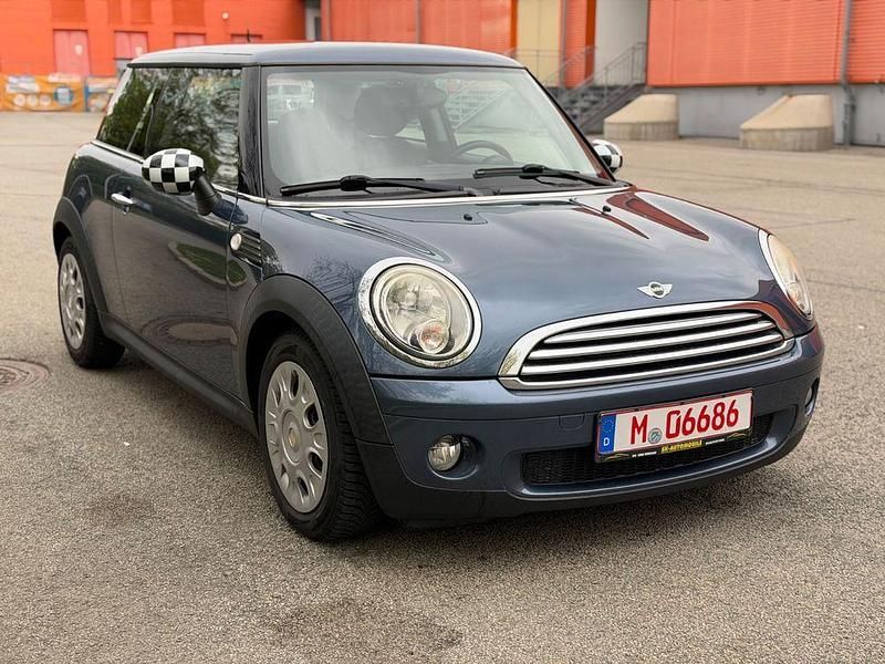 Usata Mini ONE 95 CV (69 kW) 2010 Blu Utilitaria