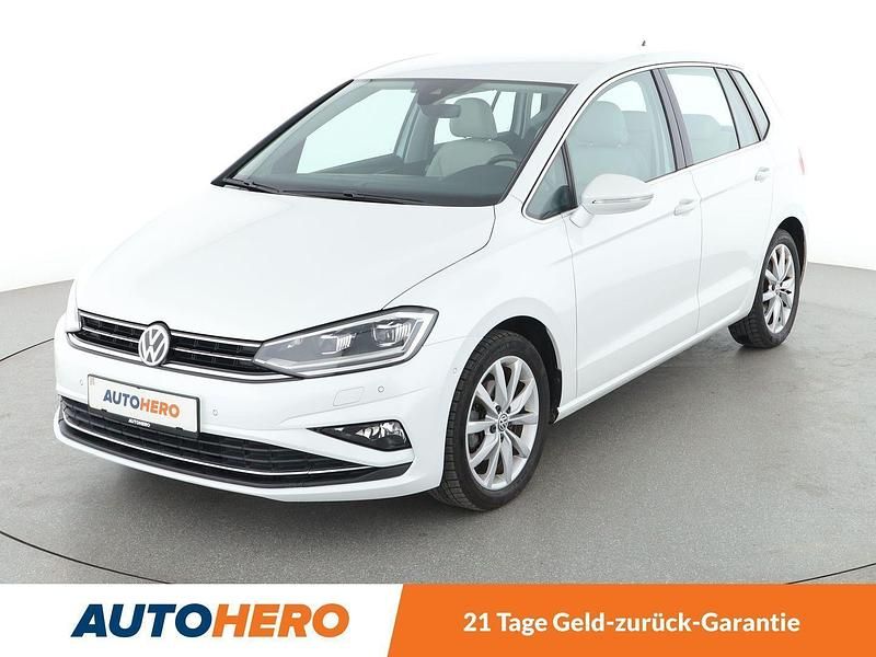 Weiß Gebraucht 2018 VW Golf Sportsvan Highline Van / Kleinbus | 18.290 € (Fairer Preis) - Bild 1/3