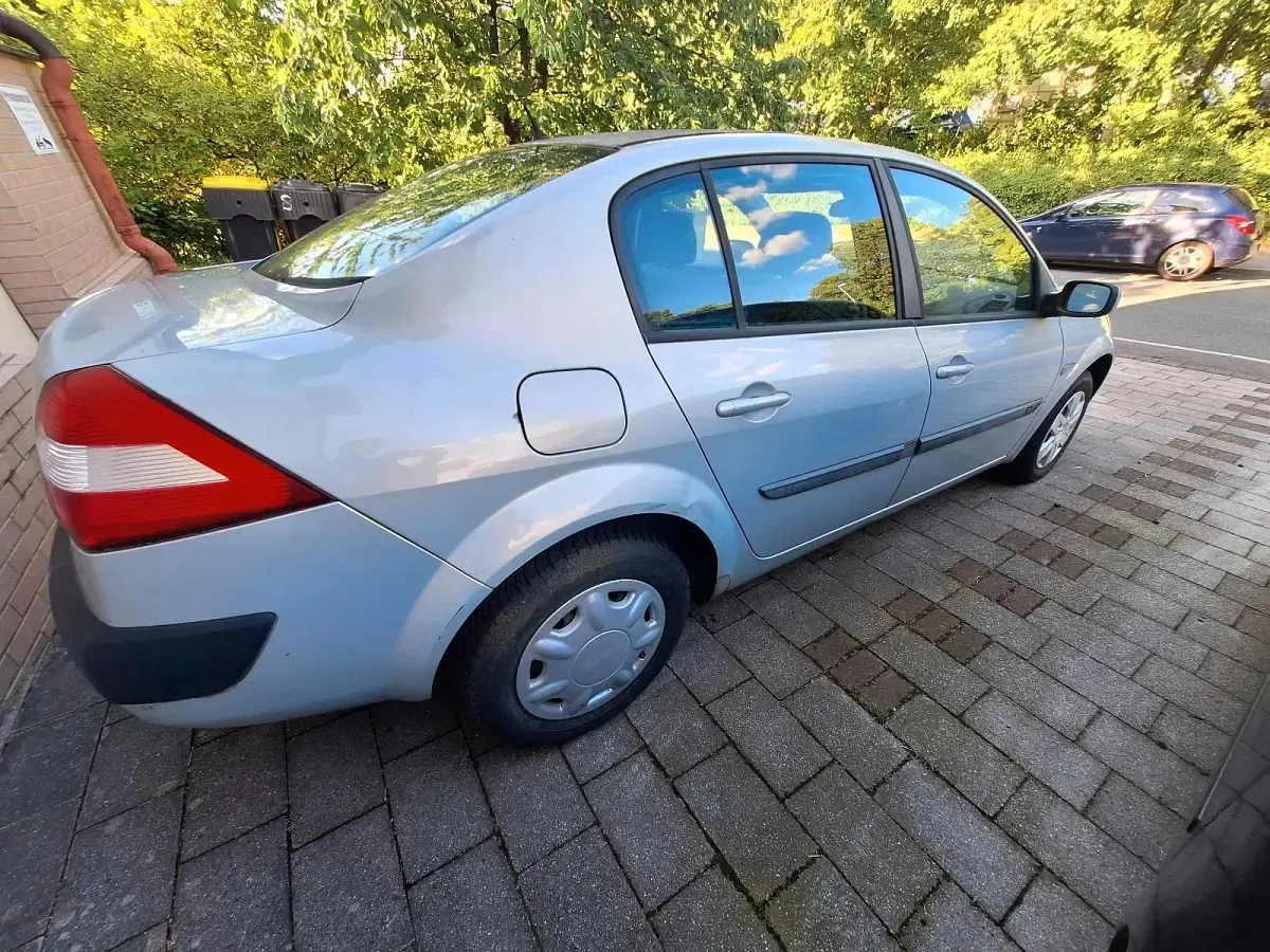 Gebraucht Renault Mégane II 86 PS (63 kW) 2003 Limousine