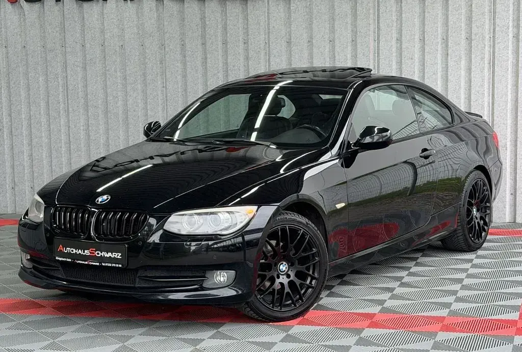 Gebraucht BMW 320 Performance 170 PS (125 kW) 2011 Schwarz ii Coupé