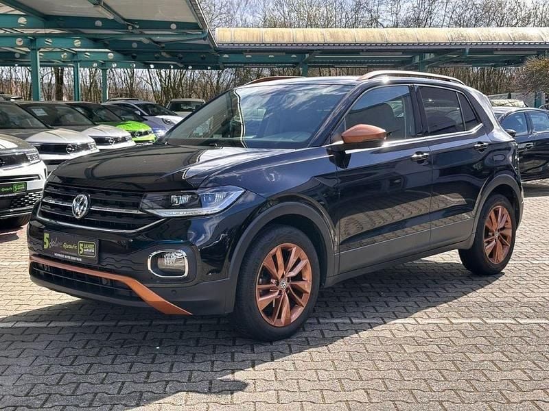 Gebraucht VW T-Cross Style 116 PS (85 kW) 2020 Deep black perleffekt SUV