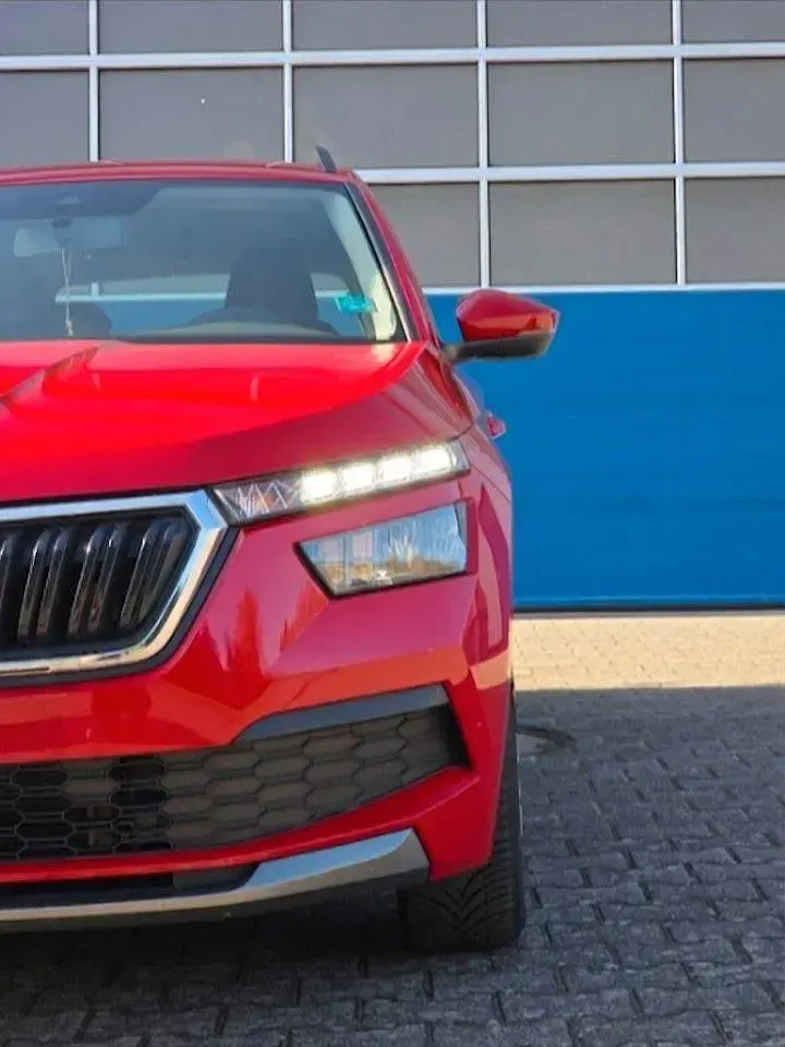 Gebraucht Skoda Kamiq Ambition 110 PS (80 kW) 2021 Rot SUV