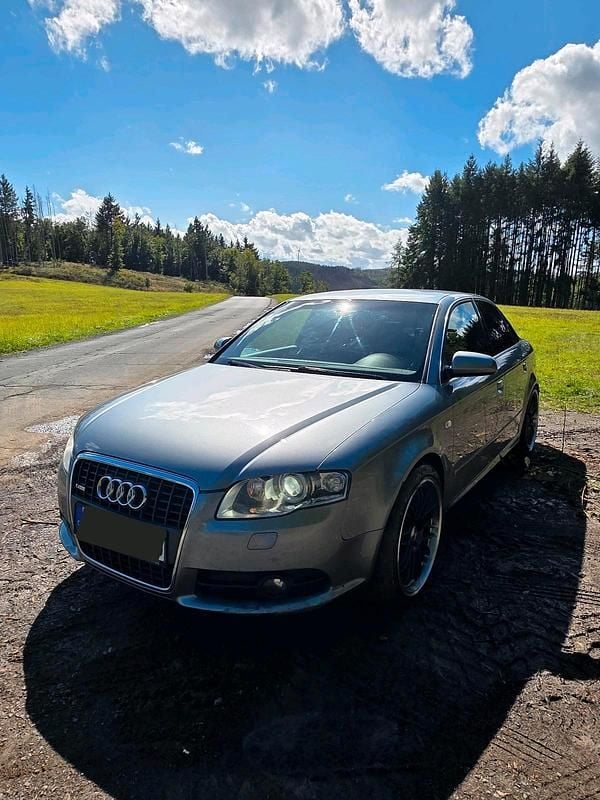 Grau Gebraucht 2007 Audi A4 S-Line Limousine | 3.500 € (Superpreis) - Bild 1/4