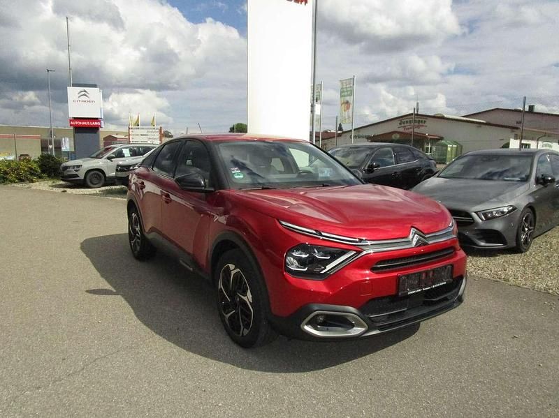Lackierung elixierrot Gebraucht 2021 Citroën C4 Shine Kleinwagen | 19.590 € (Fairer Preis) - Bild 1/4
