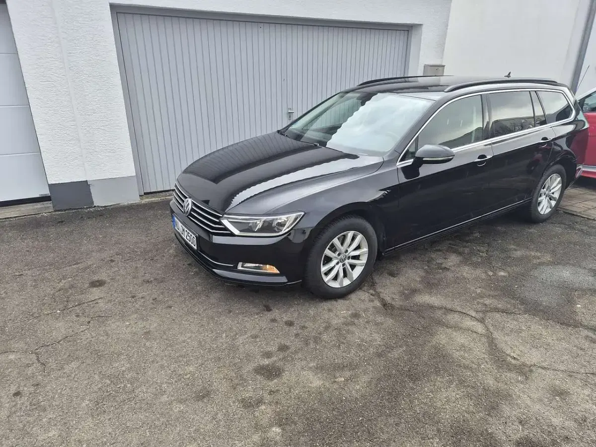 Second-hand VW Passat Highline 150 CP (110 kW) 2017 Berlinǎ