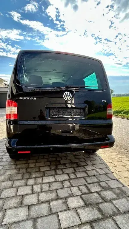 Gebraucht VW Multivan Startline 131 PS (96 kW) 2008 Schwarz Van / Kleinbus