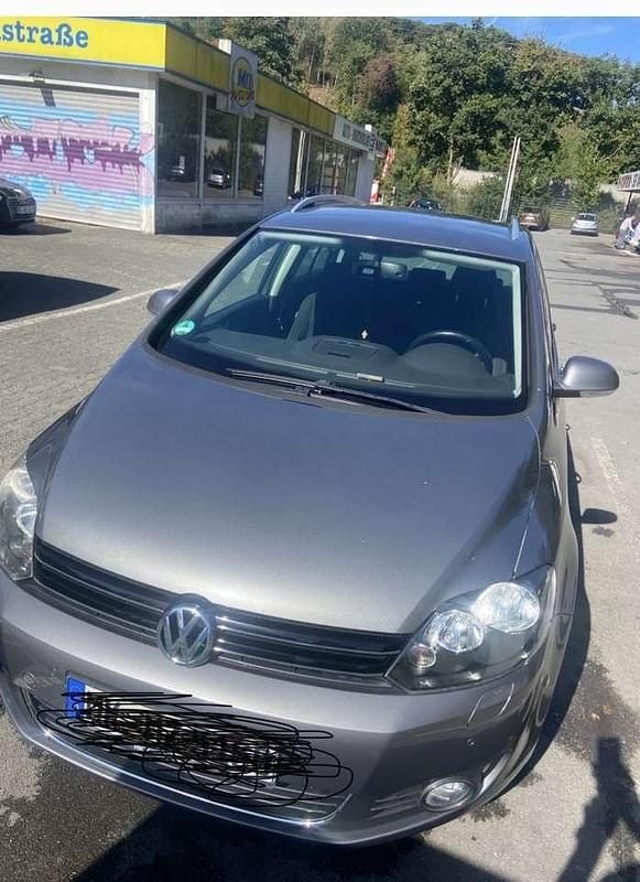 Silber Gebraucht 2012 VW Golf VII Highline Limousine | 6.380 € (Guter Preis) - Bild 1/4