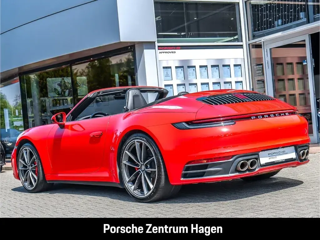 Gebraucht Porsche 911 Carrera 4S Cabriolet 450 PS (330 kW) 2021 Rot Cabrio
