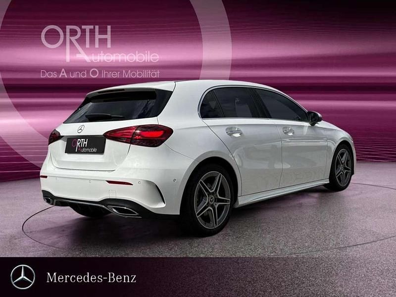 Gebraucht Mercedes A200 AMG 163 PS (119 kW) 2024 Unilack polarweiß Limousine