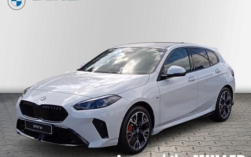 Weiß Neu 2025 BMW 118 Performance Kleinwagen | 41.500 € (Teuer) - Bild 1/4