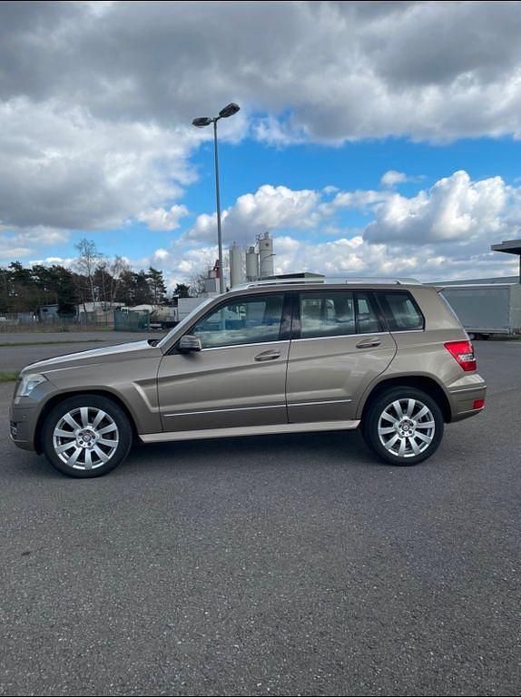 Gebraucht Mercedes GLK350 224 PS (164 kW) 2010 Gold SUV