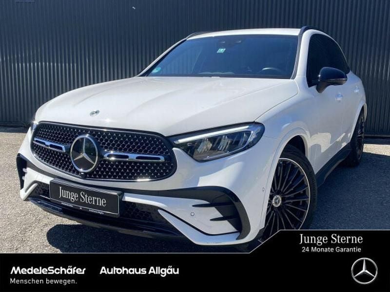 Unilack polarweiß Gebraucht 2024 Mercedes GLC220 AMG SUV | 52.429 € (Guter Preis) - Bild 1/4